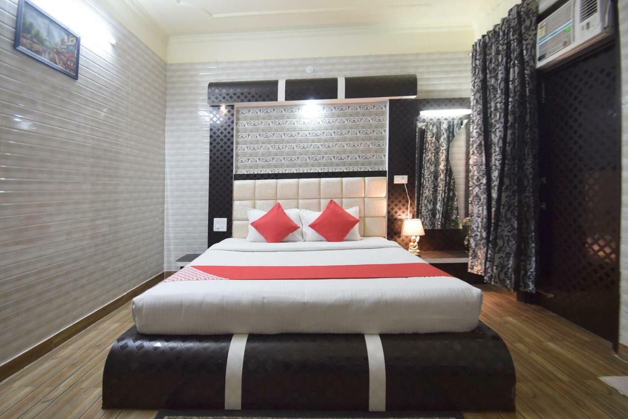 Oyo 5540 Etiler Hotel Katra  Ngoại thất bức ảnh